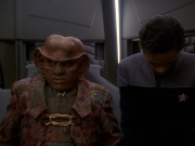 extant_StarTrek_DS9_5x23-BlazeOfGlory_01140.jpg