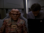 extant_StarTrek_DS9_5x23-BlazeOfGlory_01145.jpg