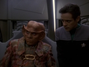 extant_StarTrek_DS9_5x23-BlazeOfGlory_01148.jpg