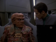 extant_StarTrek_DS9_5x23-BlazeOfGlory_01154.jpg