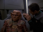 extant_StarTrek_DS9_5x23-BlazeOfGlory_01183.jpg
