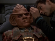 extant_StarTrek_DS9_5x23-BlazeOfGlory_01209.jpg