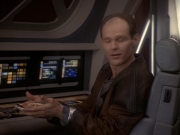 extant_StarTrek_DS9_5x23-BlazeOfGlory_01263.jpg