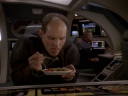 extant_StarTrek_DS9_5x23-BlazeOfGlory_01272.jpg