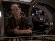 extant_StarTrek_DS9_5x23-BlazeOfGlory_01275.jpg