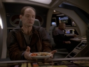 extant_StarTrek_DS9_5x23-BlazeOfGlory_01276.jpg