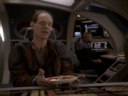 extant_StarTrek_DS9_5x23-BlazeOfGlory_01281.jpg