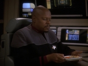 extant_StarTrek_DS9_5x23-BlazeOfGlory_01293.jpg