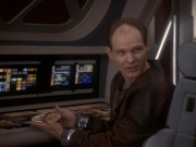 extant_StarTrek_DS9_5x23-BlazeOfGlory_01295.jpg