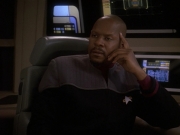 extant_StarTrek_DS9_5x23-BlazeOfGlory_01327.jpg