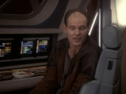 extant_StarTrek_DS9_5x23-BlazeOfGlory_01343.jpg