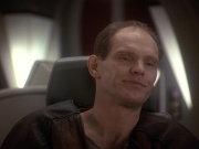 extant_StarTrek_DS9_5x23-BlazeOfGlory_01361.jpg