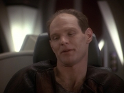 extant_StarTrek_DS9_5x23-BlazeOfGlory_01371.jpg