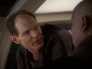 extant_StarTrek_DS9_5x23-BlazeOfGlory_01484.jpg