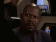 extant_StarTrek_DS9_5x23-BlazeOfGlory_01494.jpg