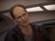 extant_StarTrek_DS9_5x23-BlazeOfGlory_01520.jpg