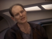 extant_StarTrek_DS9_5x23-BlazeOfGlory_01522.jpg