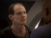 extant_StarTrek_DS9_5x23-BlazeOfGlory_01612.jpg