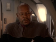 extant_StarTrek_DS9_5x23-BlazeOfGlory_01853.jpg
