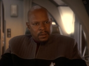 extant_StarTrek_DS9_5x23-BlazeOfGlory_01858.jpg