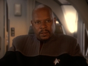 extant_StarTrek_DS9_5x23-BlazeOfGlory_01885.jpg
