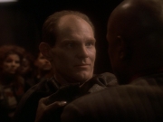 extant_StarTrek_DS9_5x23-BlazeOfGlory_03239.jpg