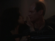 extant_StarTrek_DS9_5x23-BlazeOfGlory_03405.jpg