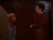 extant_StarTrek_DS9_5x23-BlazeOfGlory_03618.jpg