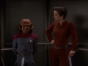 extant_StarTrek_DS9_5x23-BlazeOfGlory_03634.jpg