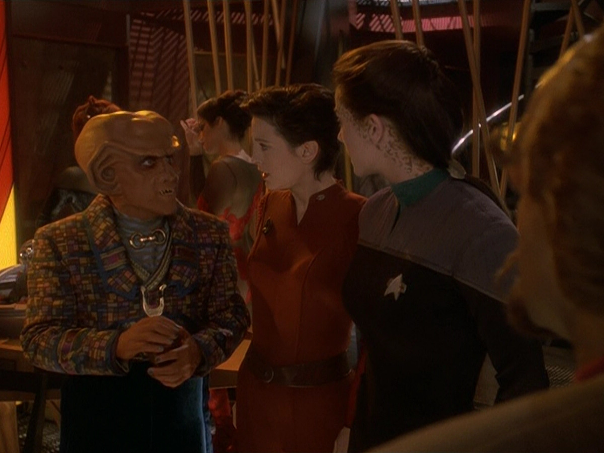 extant_StarTrek_DS9_5x24-EmpokNor_00046.jpg