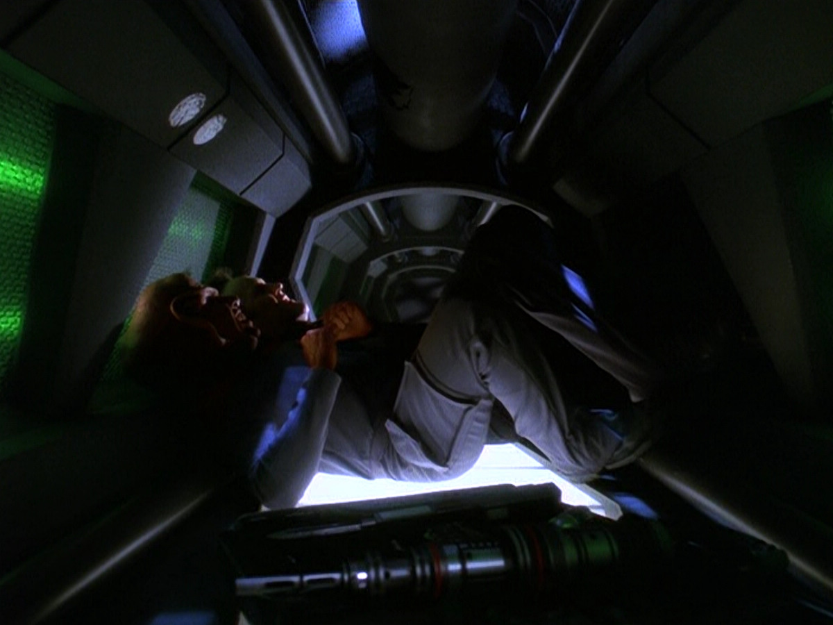 extant_StarTrek_DS9_5x24-EmpokNor_00161.jpg