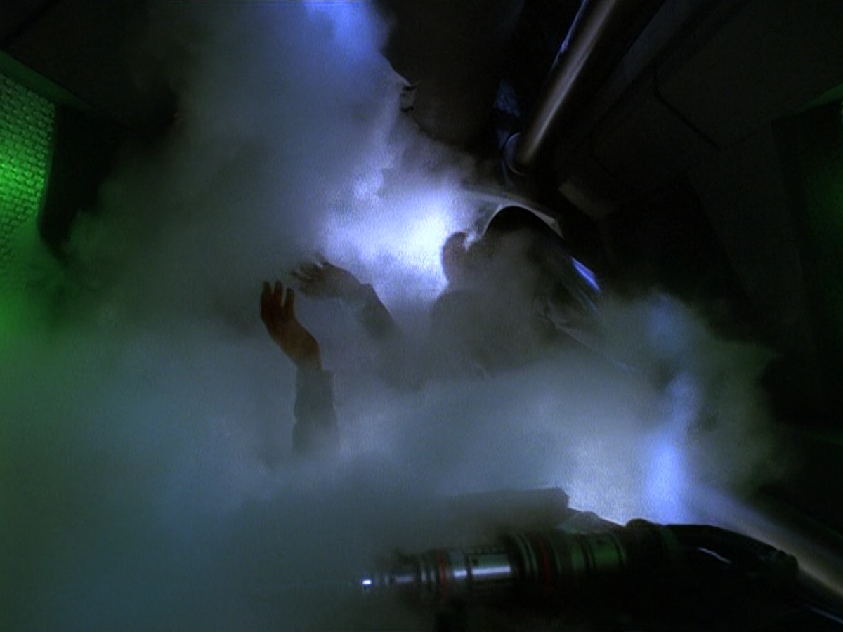 extant_StarTrek_DS9_5x24-EmpokNor_00165.jpg