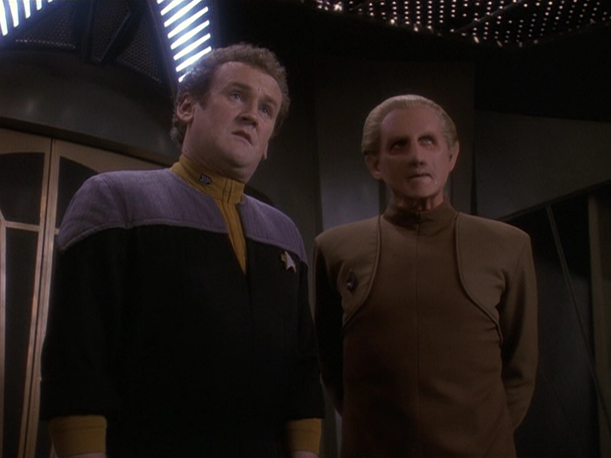 extant_StarTrek_DS9_5x24-EmpokNor_00228.jpg
