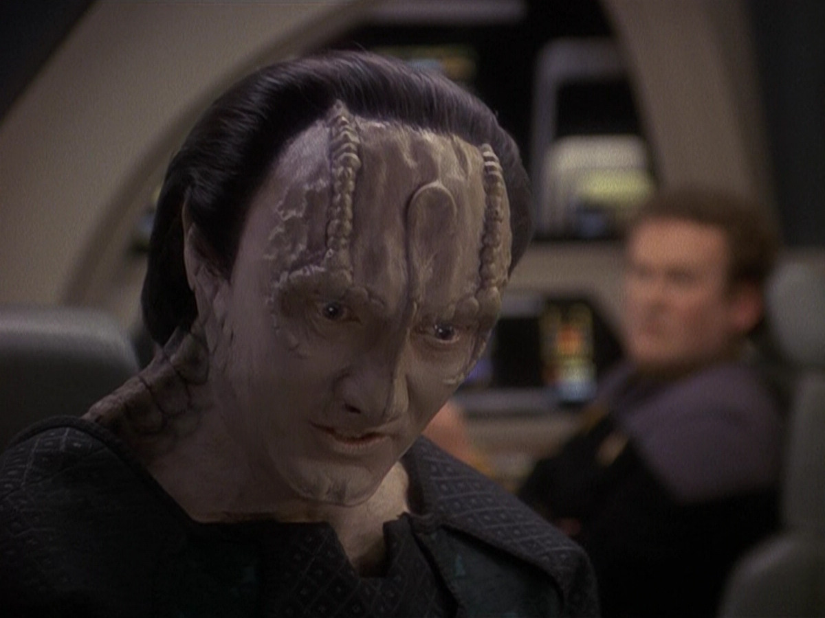 extant_StarTrek_DS9_5x24-EmpokNor_00628.jpg