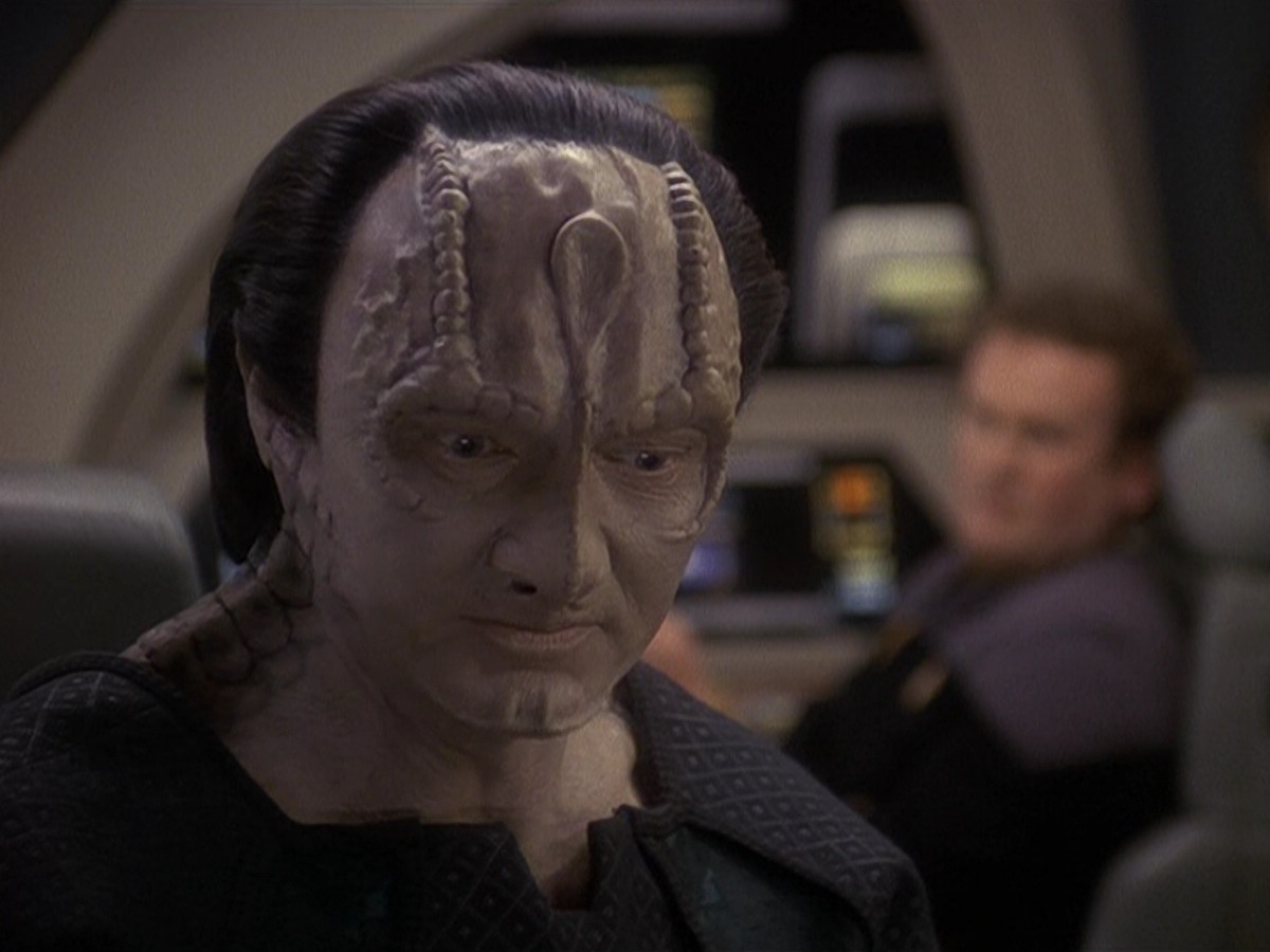 extant_StarTrek_DS9_5x24-EmpokNor_00640.jpg