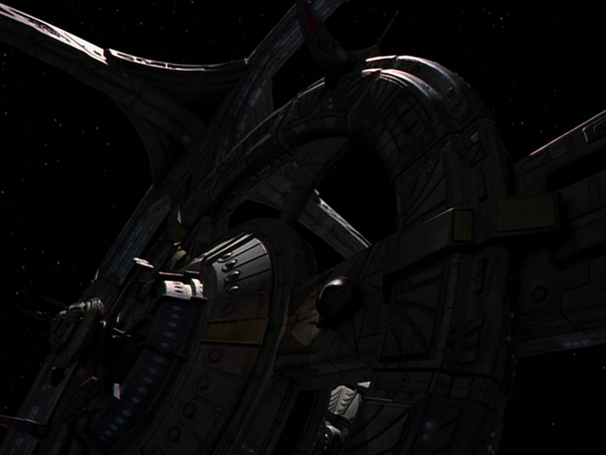 extant_StarTrek_DS9_5x24-EmpokNor_01445.jpg