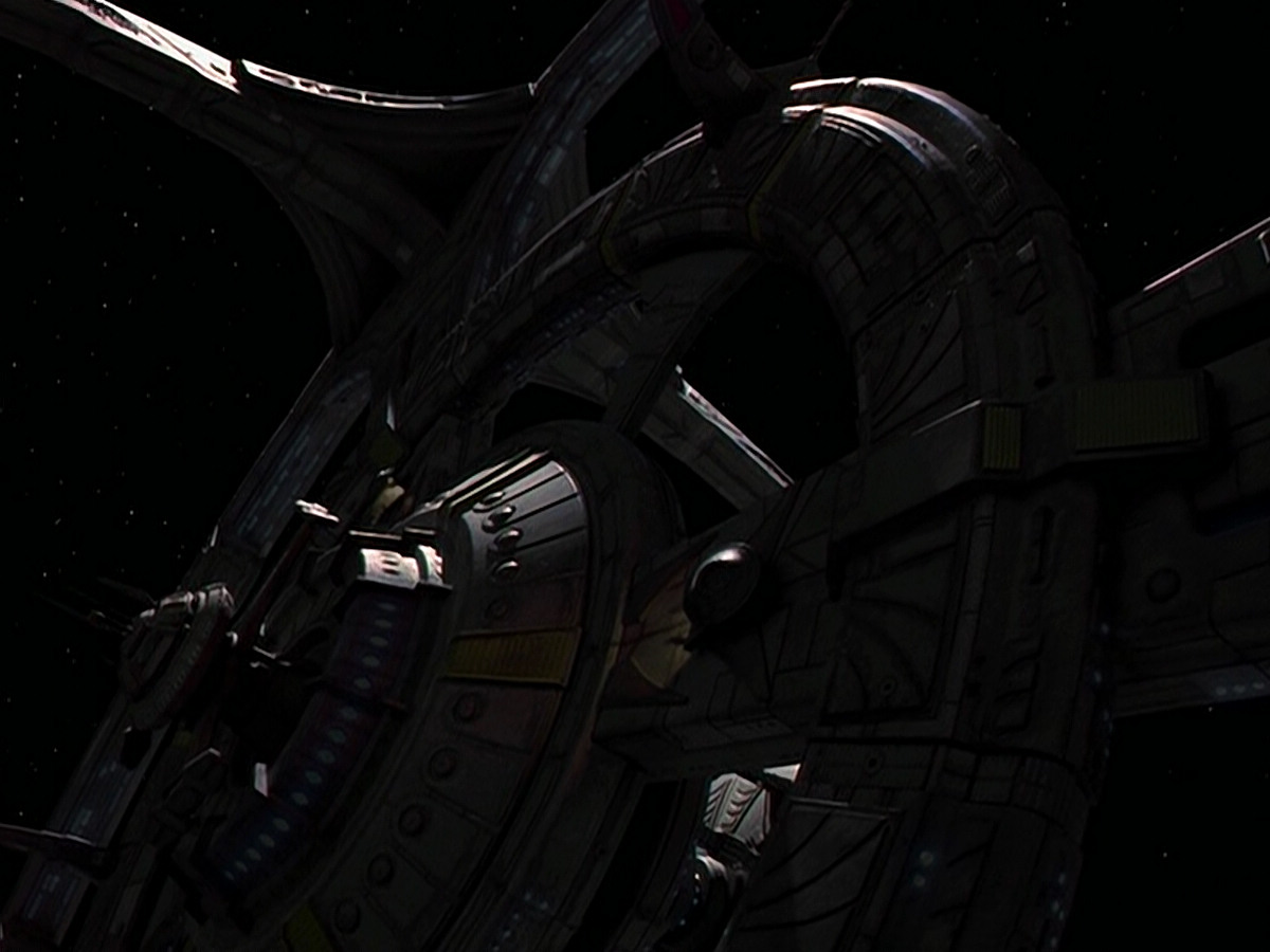 extant_StarTrek_DS9_5x24-EmpokNor_01446.jpg