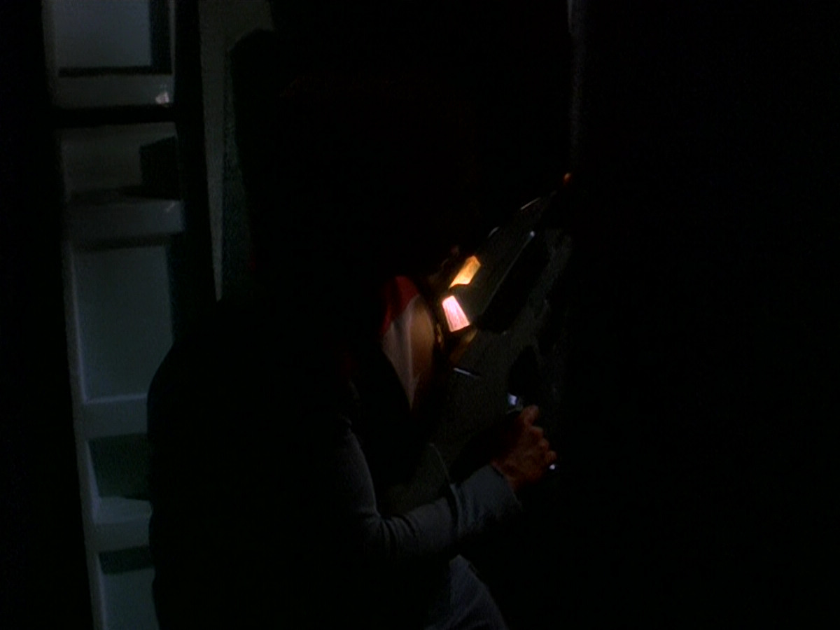 extant_StarTrek_DS9_5x24-EmpokNor_01486.jpg