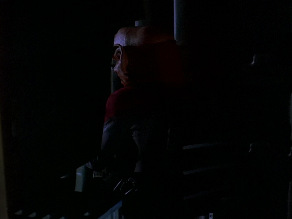 extant_StarTrek_DS9_5x24-EmpokNor_01521.jpg