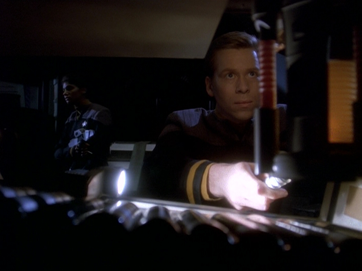 extant_StarTrek_DS9_5x24-EmpokNor_01561.jpg