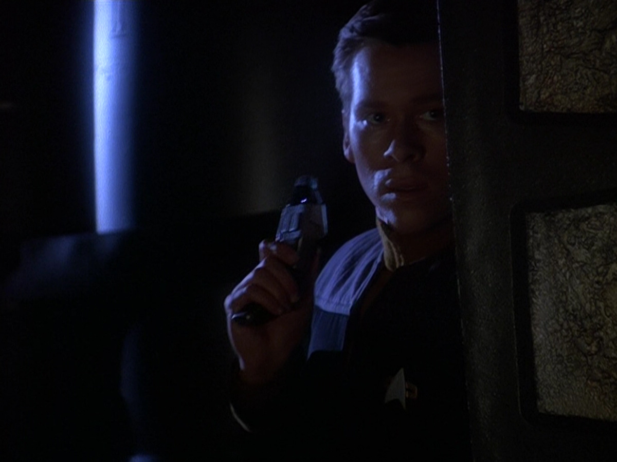 extant_StarTrek_DS9_5x24-EmpokNor_01614.jpg