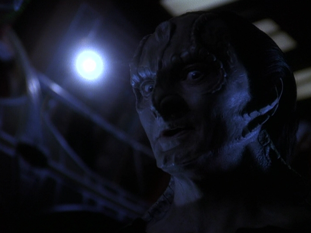 extant_StarTrek_DS9_5x24-EmpokNor_01916.jpg
