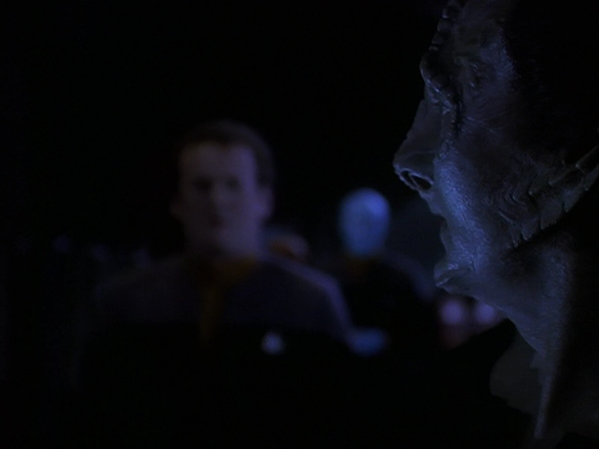 extant_StarTrek_DS9_5x24-EmpokNor_01923.jpg