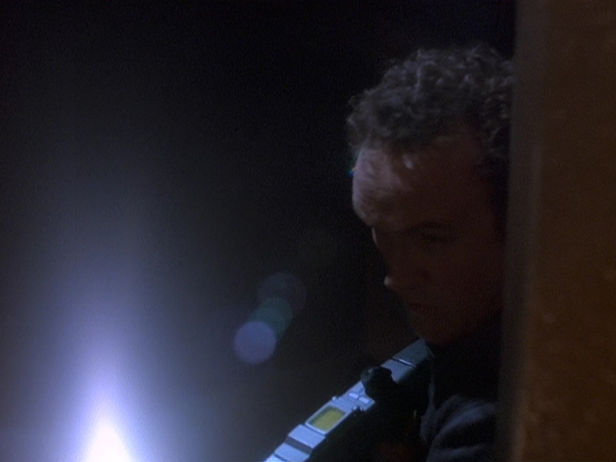extant_StarTrek_DS9_5x24-EmpokNor_03220.jpg