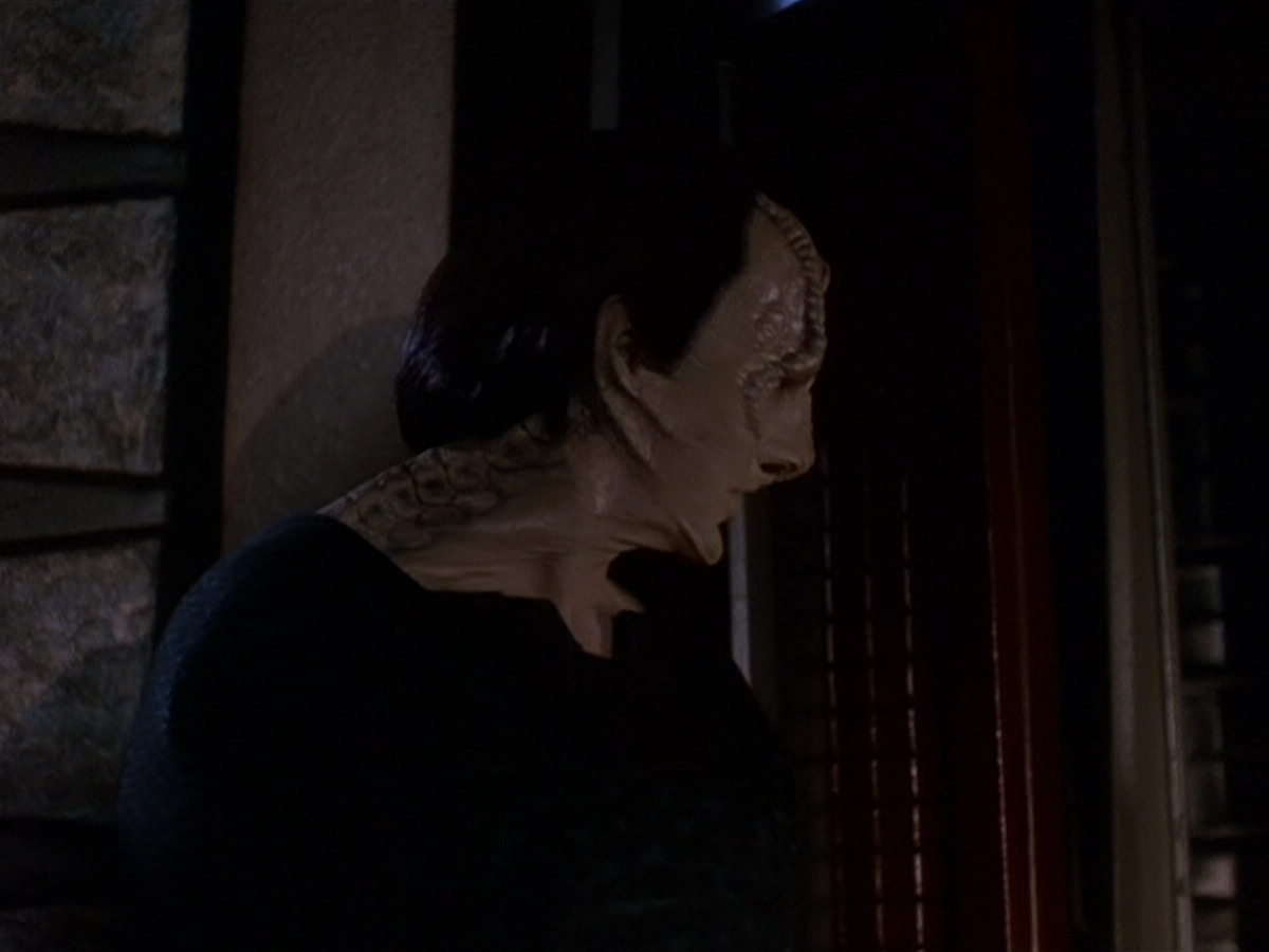 extant_StarTrek_DS9_5x24-EmpokNor_03354.jpg