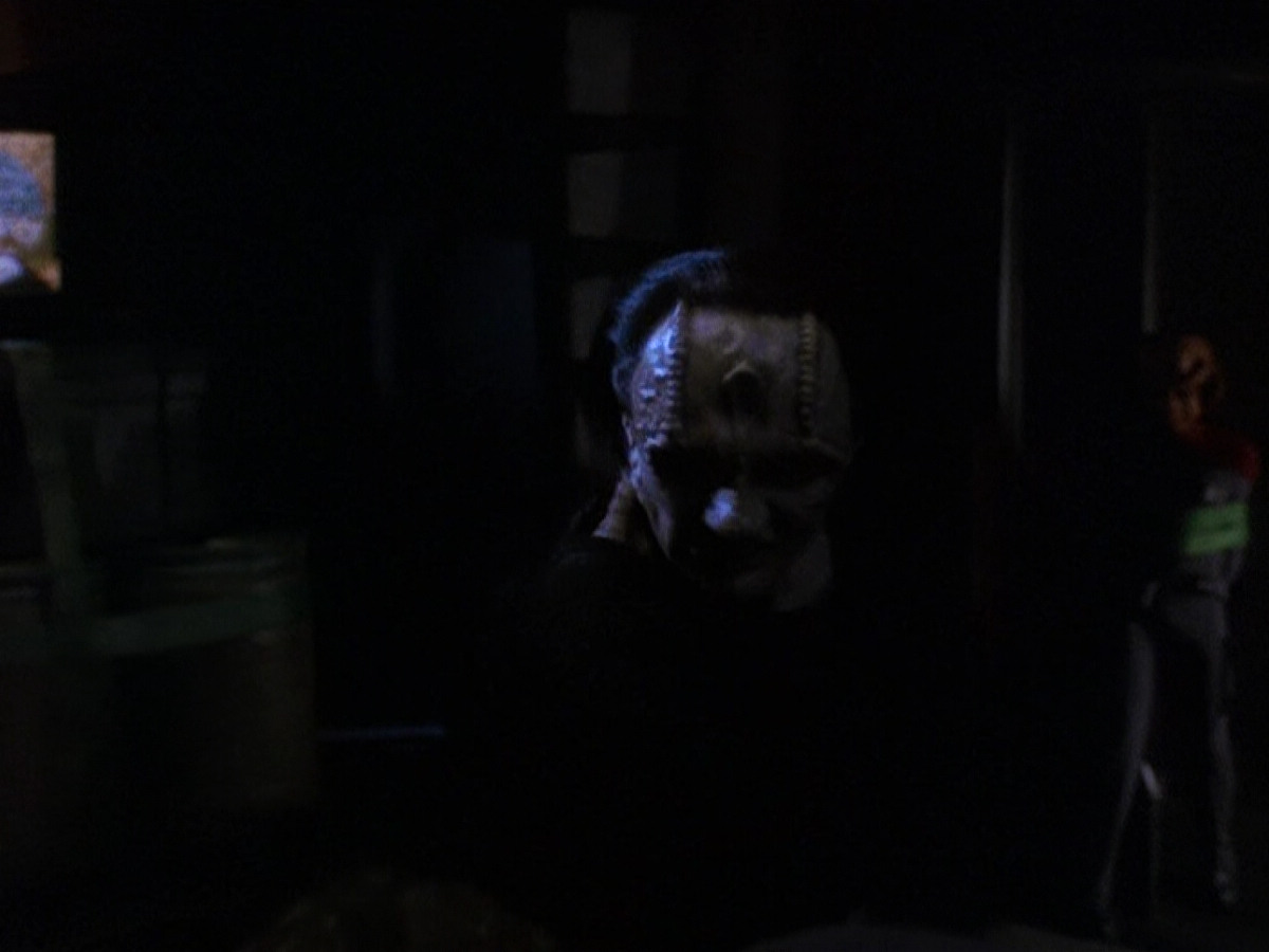 extant_StarTrek_DS9_5x24-EmpokNor_03448.jpg