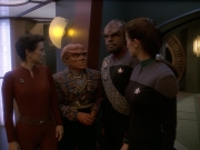 extant_StarTrek_DS9_5x24-EmpokNor_00021.jpg