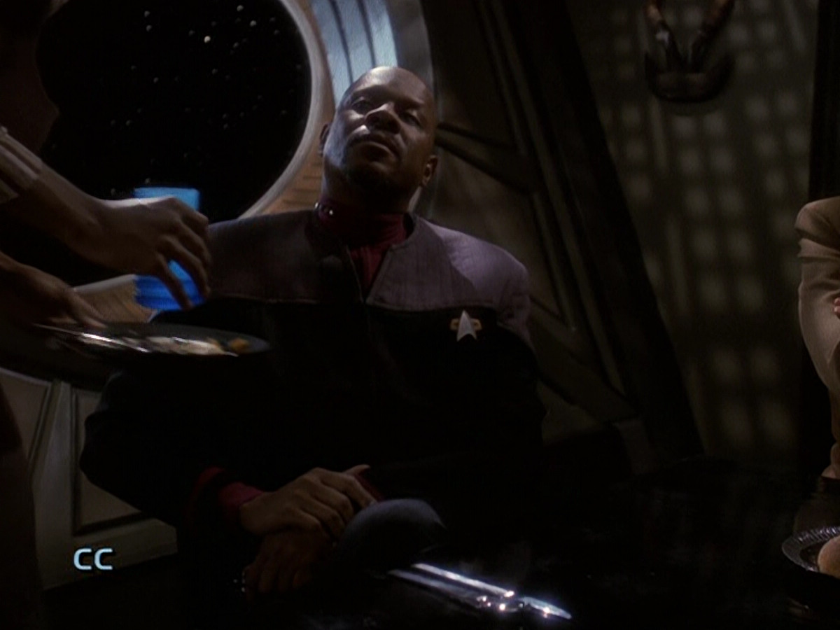 extant_StarTrek_DS9_5x25-InTheCards_00004.jpg