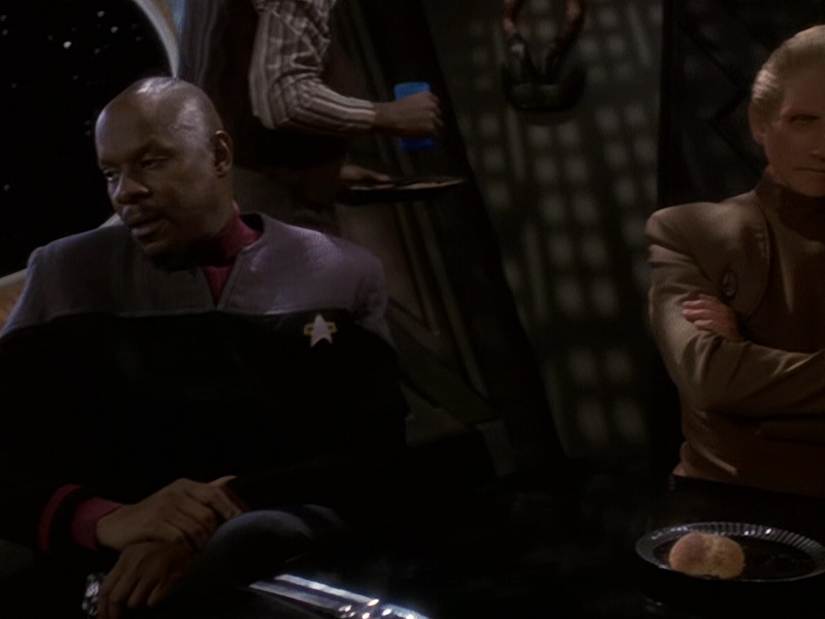 extant_StarTrek_DS9_5x25-InTheCards_00007.jpg