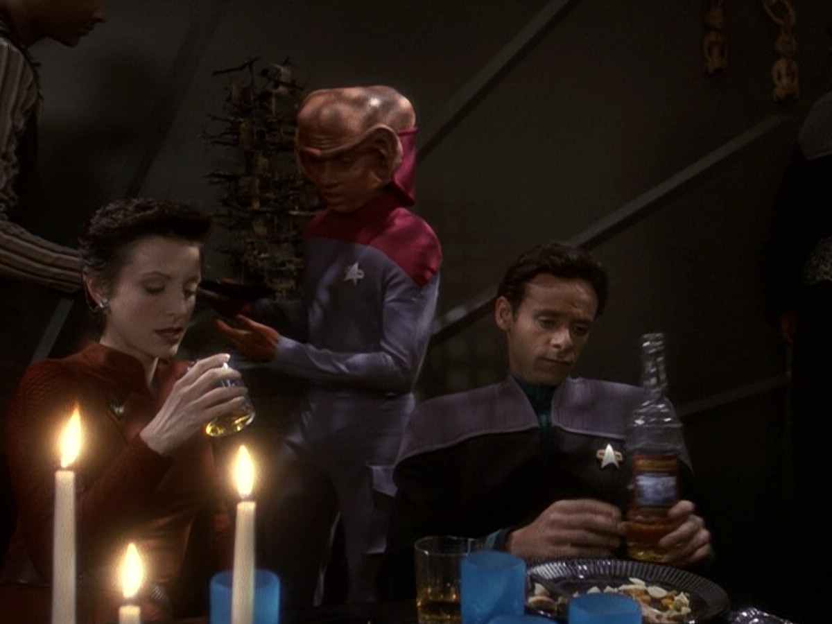 extant_StarTrek_DS9_5x25-InTheCards_00017.jpg